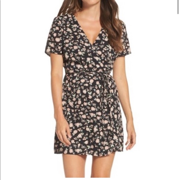 Bardot NWT Floral Wrap Dress - Picture 1 of 7